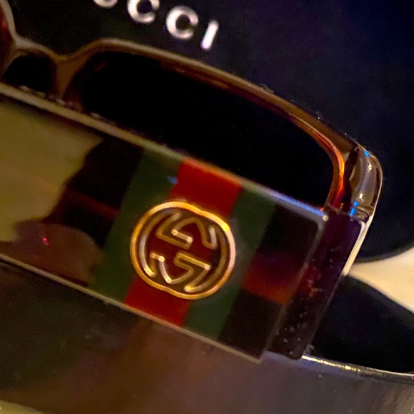 Gucci the Must have CLASIC Sun glusses - Picture 3 of 16